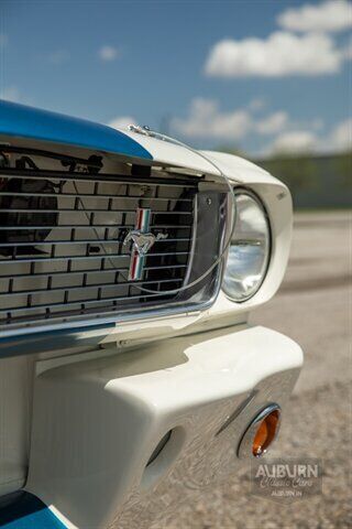 Ford-Mustang-1966-White-Blue-0-15