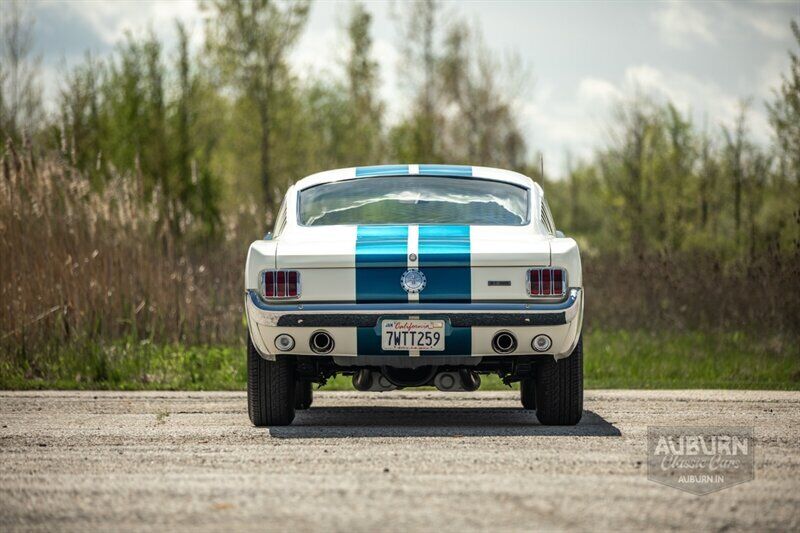 Ford-Mustang-1966-White-Blue-0-3