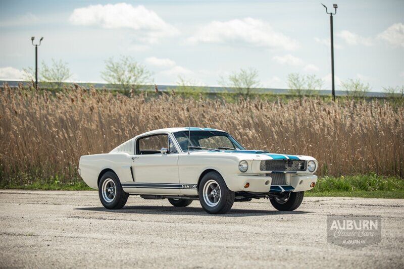 Ford-Mustang-1966-White-Blue-0-6