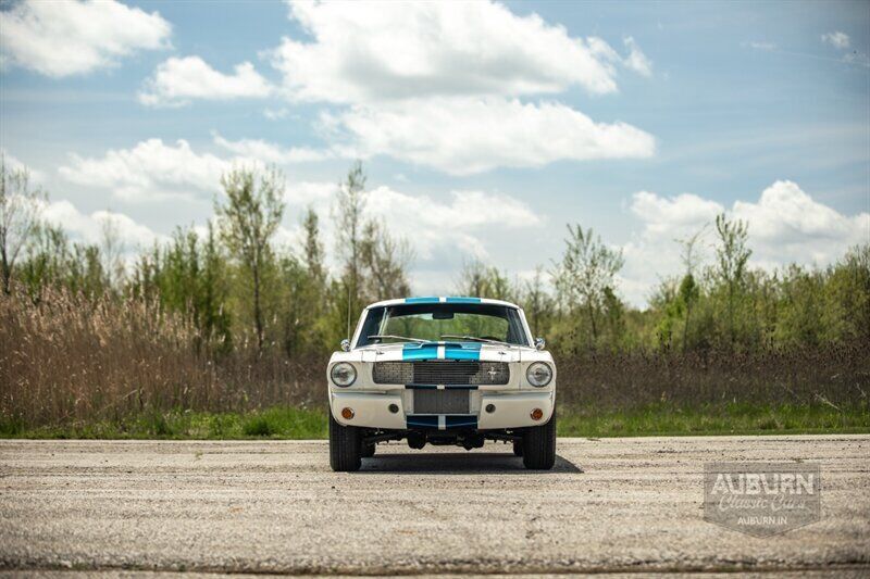 Ford-Mustang-1966-White-Blue-0-8