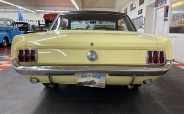 Ford-Mustang-1966-Yellow-Black-121707-13