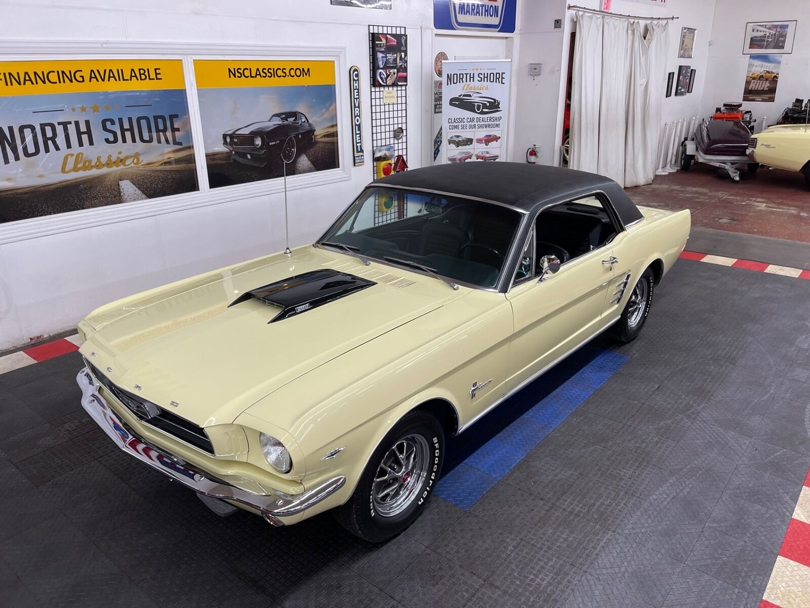 Ford-Mustang-1966-Yellow-Black-121707-17