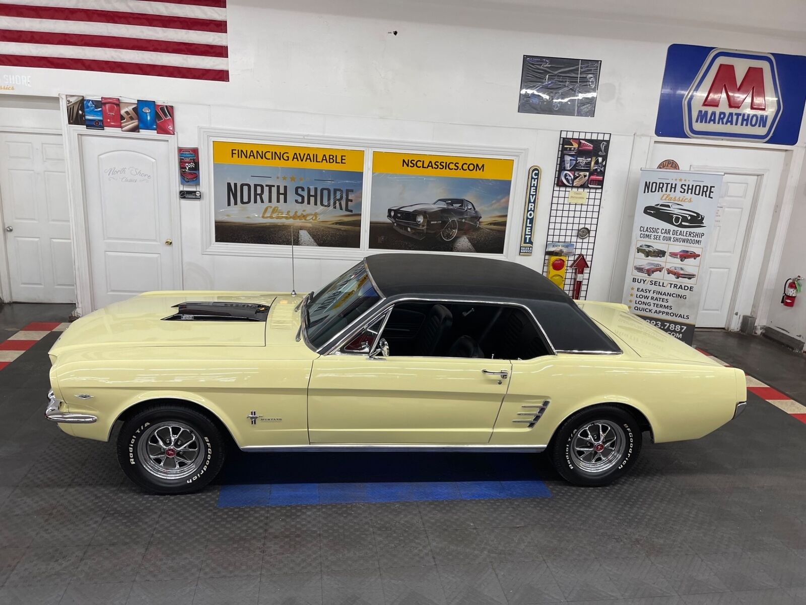 Ford-Mustang-1966-Yellow-Black-121707-18