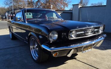 Ford-Mustang-1966-black-17881-9