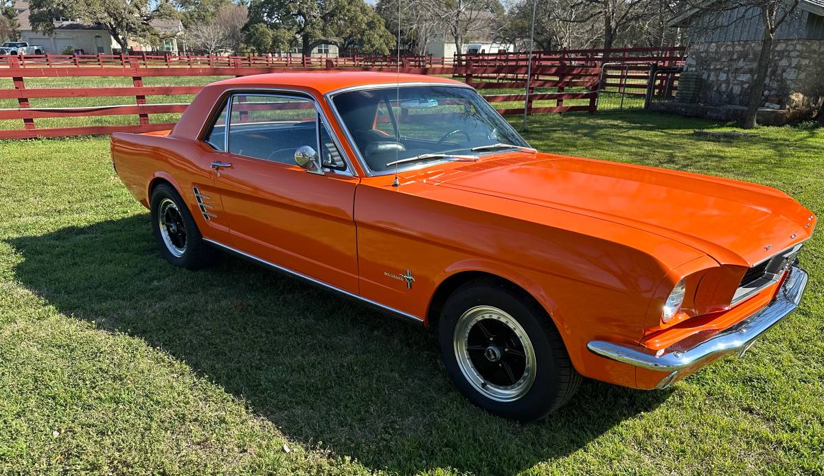 Ford-Mustang-1966-orange-12949-4