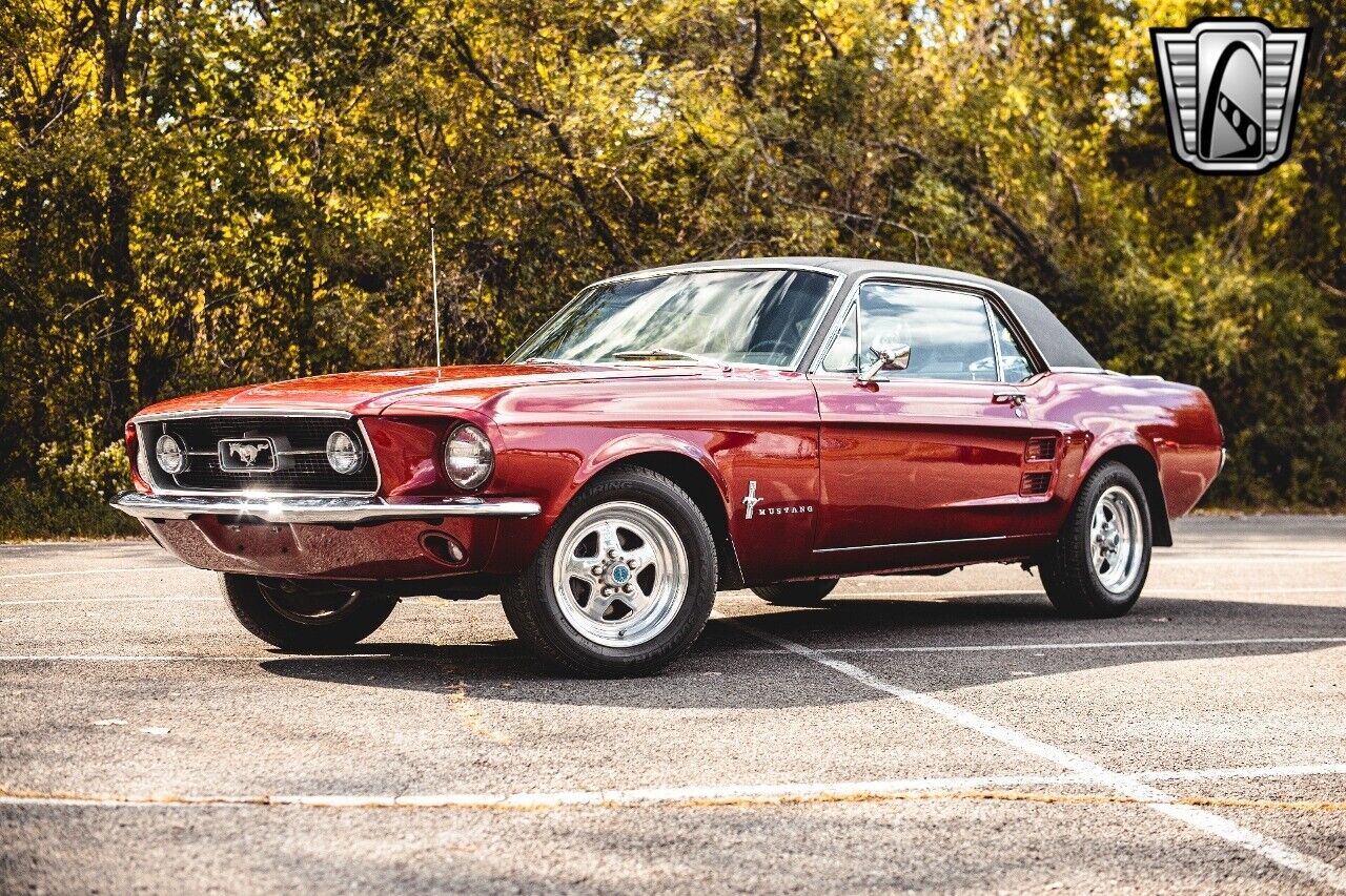 Ford-Mustang-1967-Red-Black-50306-2