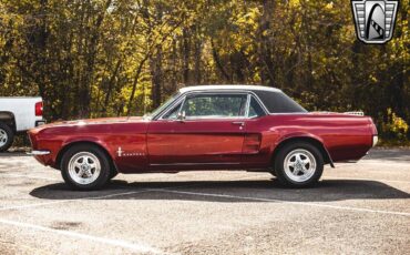 Ford-Mustang-1967-Red-Black-50306-3