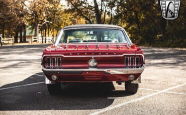 Ford-Mustang-1967-Red-Black-50306-5