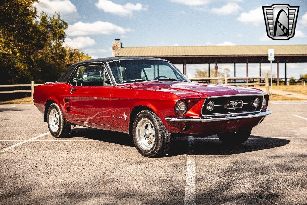 Ford-Mustang-1967-Red-Black-50306-8