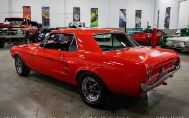 Ford-Mustang-1967-Red-Red-13580-3