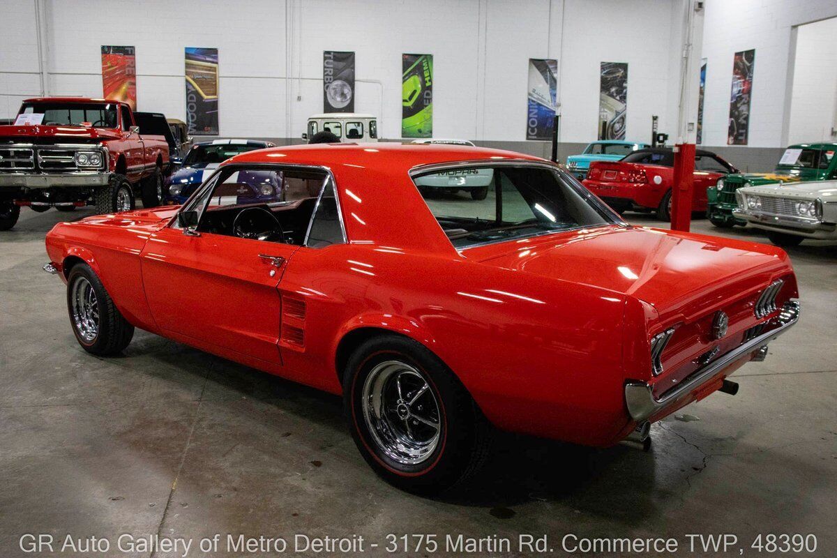 Ford-Mustang-1967-Red-Red-13580-3