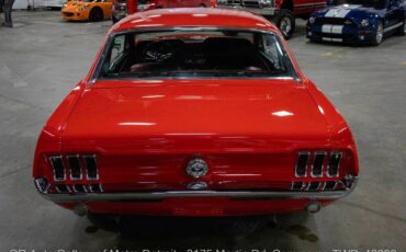 Ford-Mustang-1967-Red-Red-13580-4