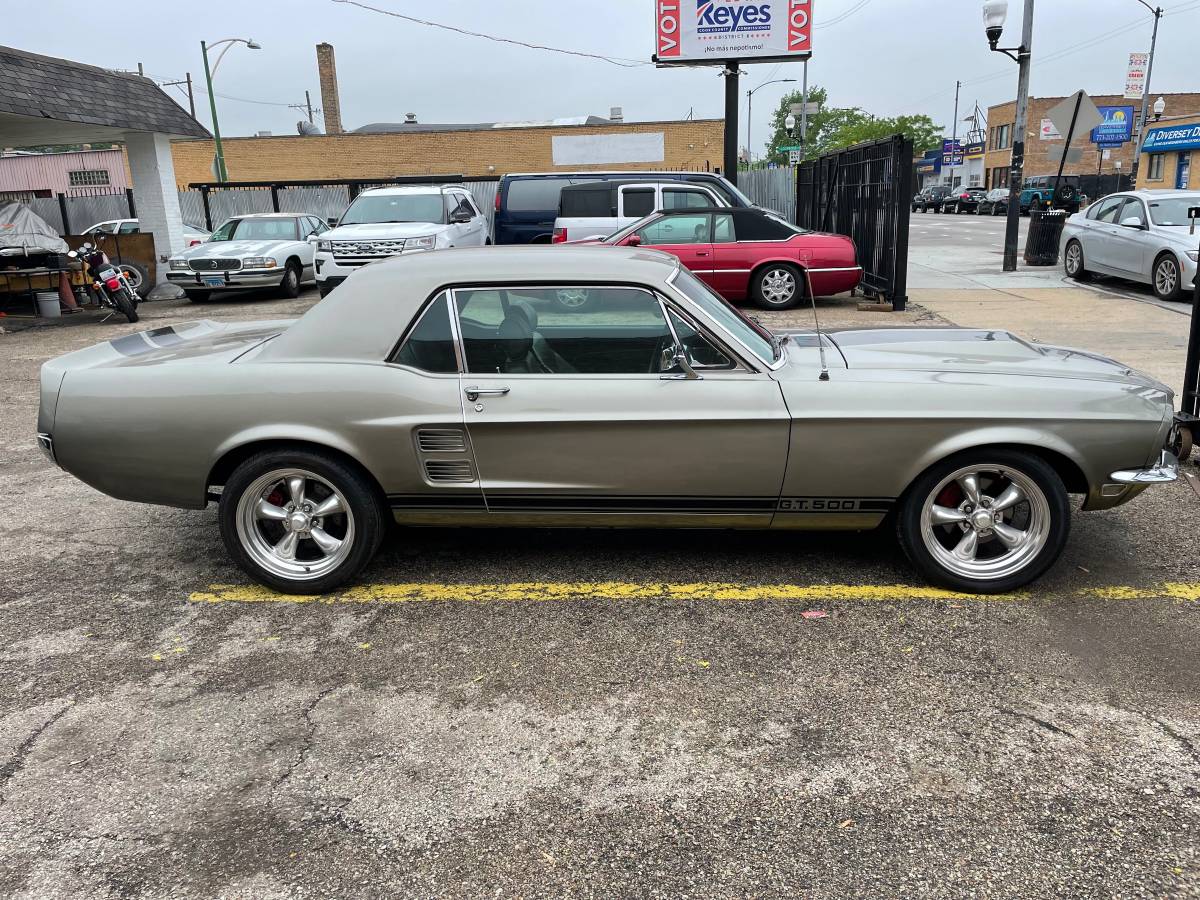 Ford-Mustang-1967-grey-78858-3