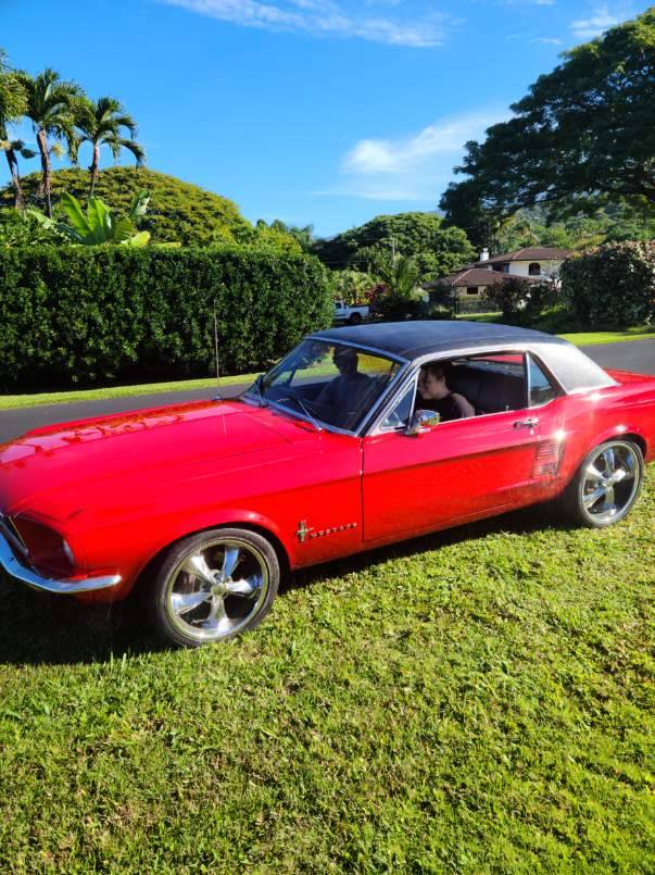 Ford-Mustang-1967-red-99779-2