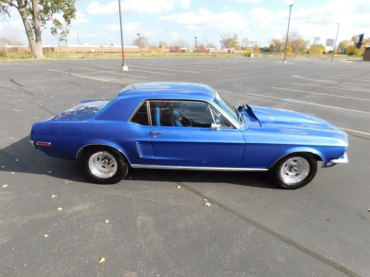 Ford-Mustang-1968-Blue-Balck-99999-6