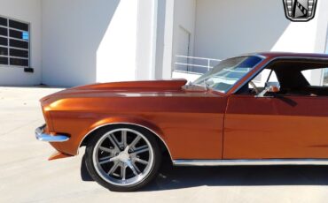 Ford-Mustang-1968-Orange-Orange-418-5