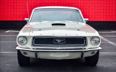 Ford-Mustang-1968-White-Black-38624-1