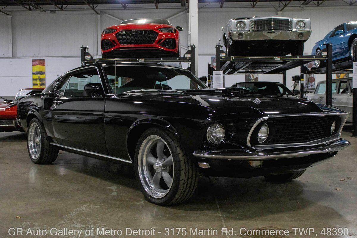 Ford-Mustang-1969-Black-Black-92909-9