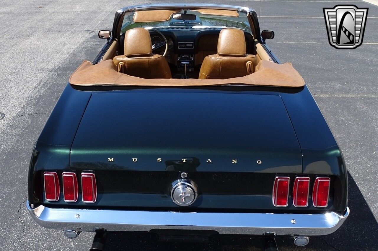 Ford-Mustang-1969-Green-Tan-9545-3