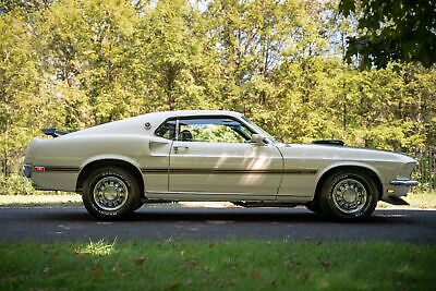 Ford-Mustang-1969-White-Black-63553-10