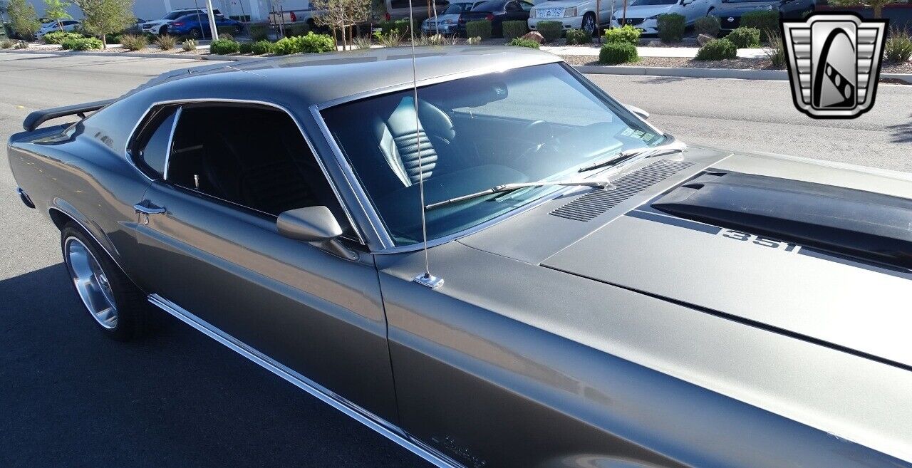 Ford-Mustang-1970-Gray-Black-5050-3