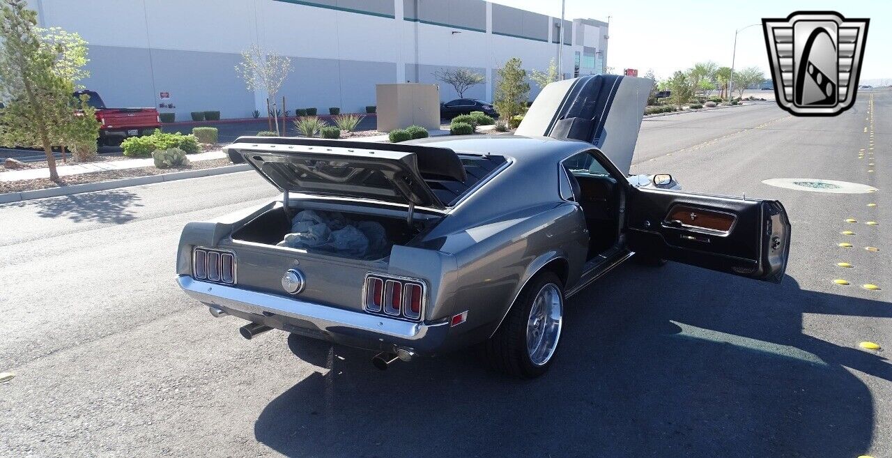 Ford-Mustang-1970-Gray-Black-5050-4