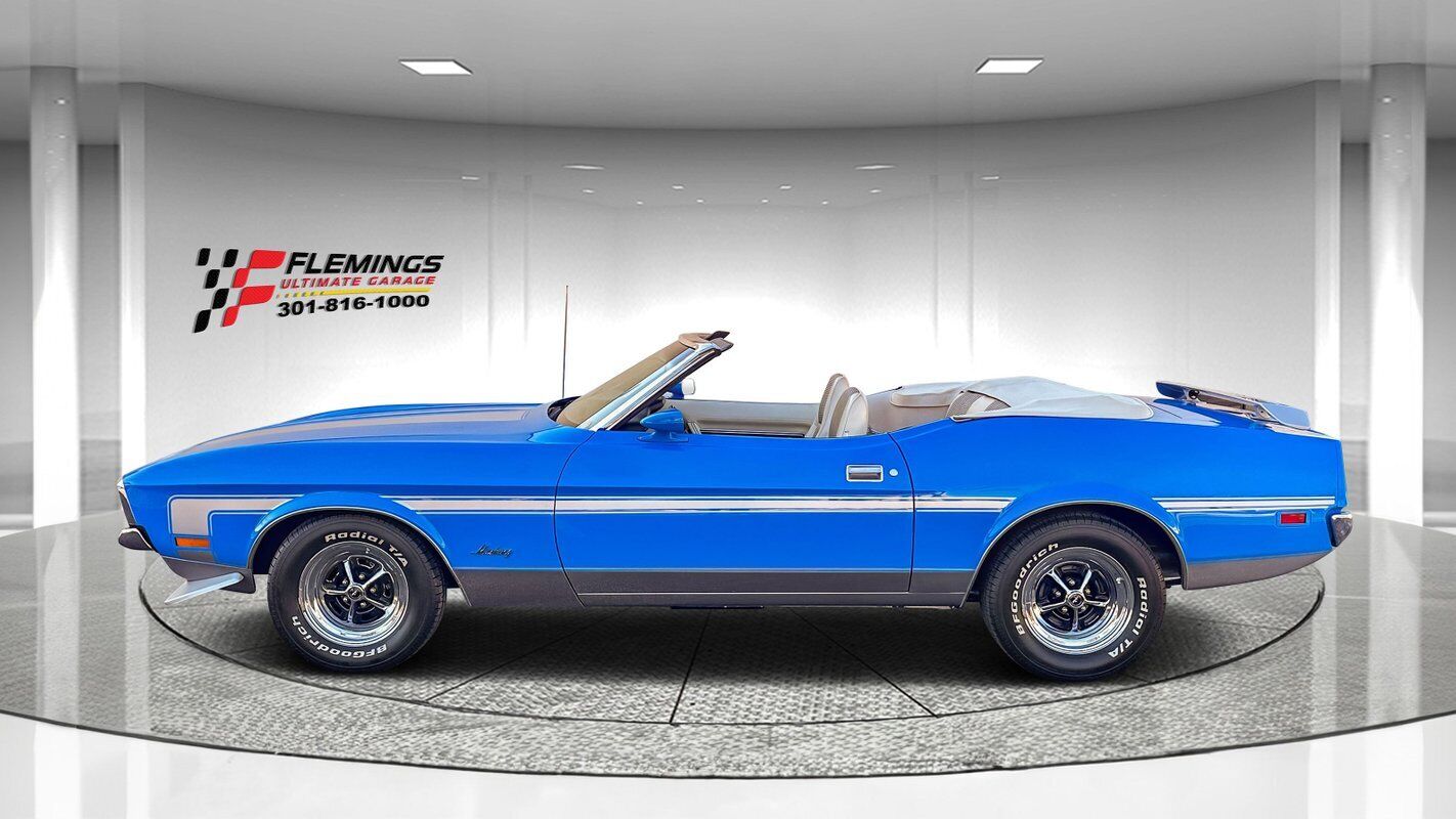 Ford-Mustang-1972-Blue-White-0-1