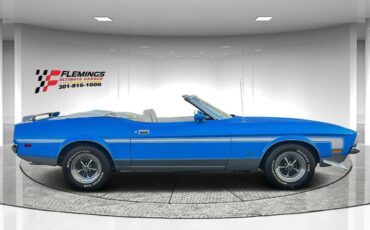 Ford-Mustang-1972-Blue-White-0-5