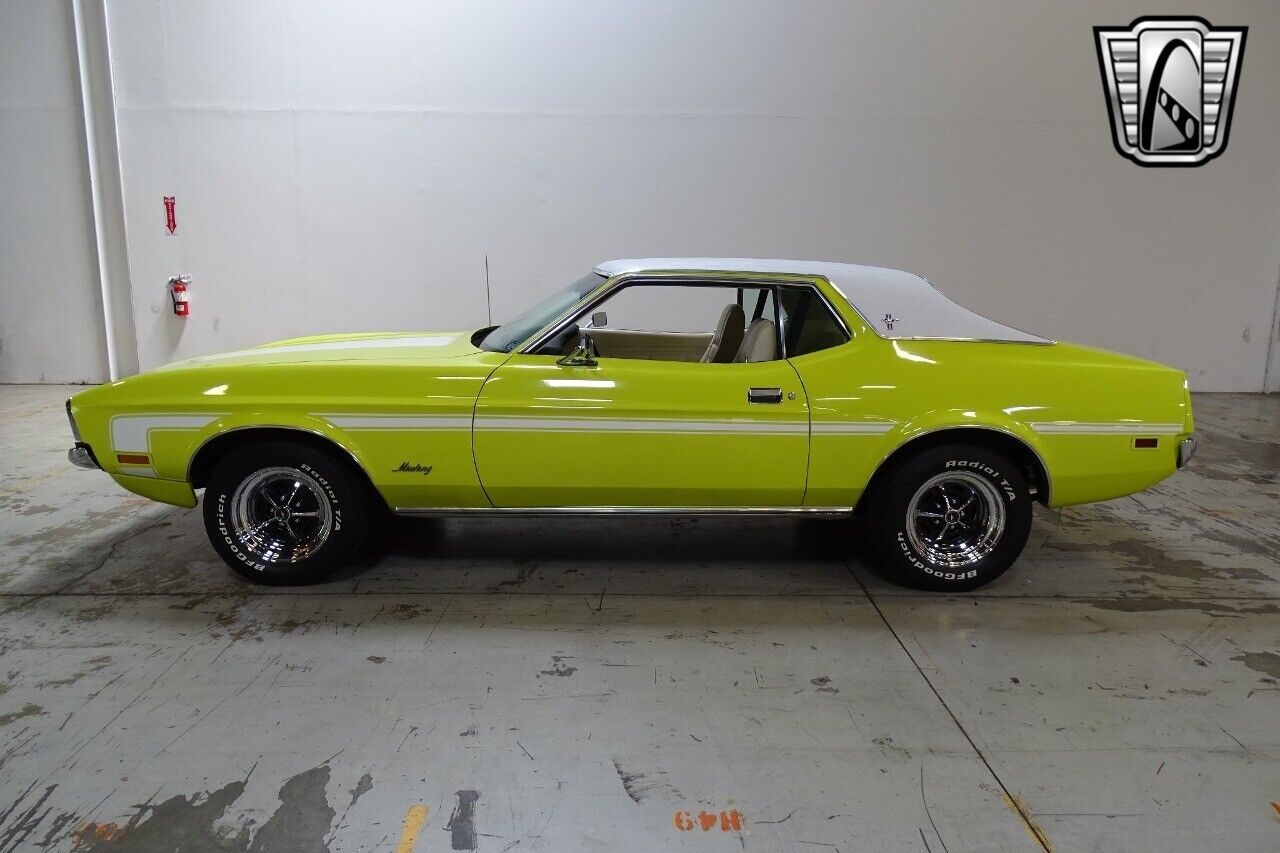 Ford-Mustang-1972-Bright-Lime-White-99850-2