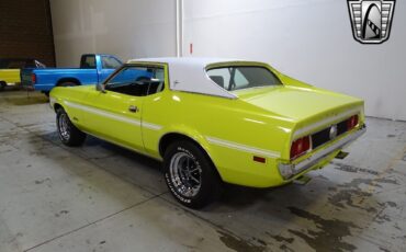 Ford-Mustang-1972-Bright-Lime-White-99850-3