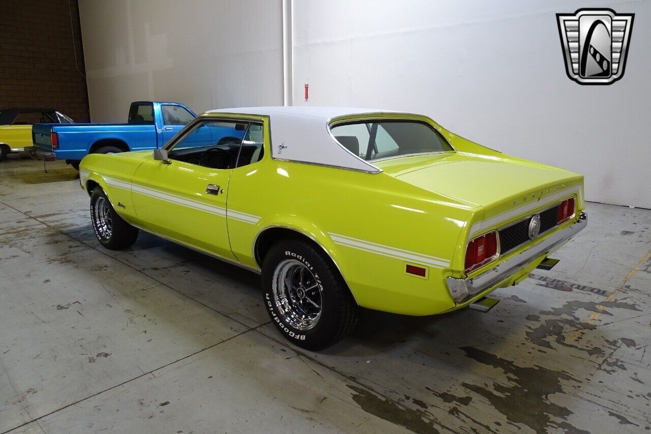 Ford-Mustang-1972-Bright-Lime-White-99850-3