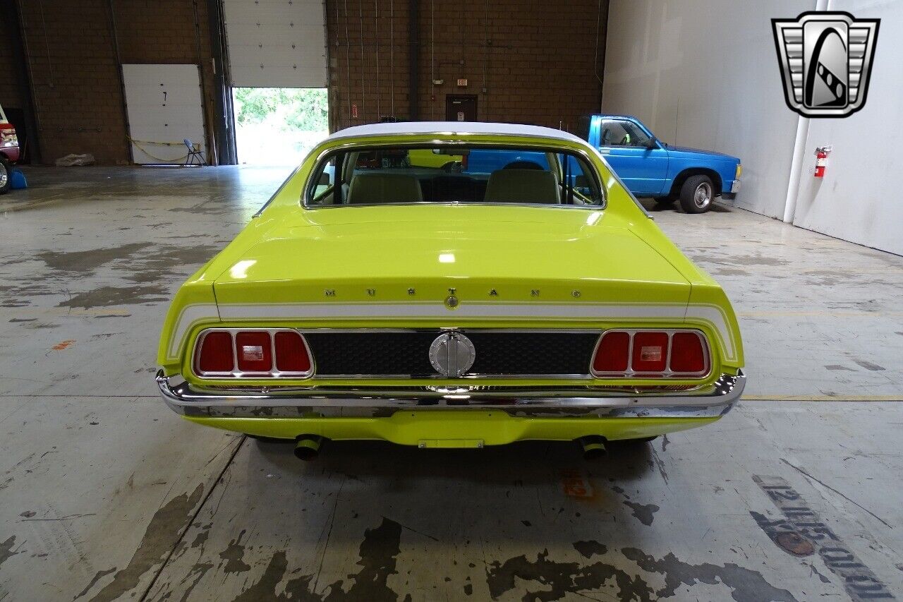 Ford-Mustang-1972-Bright-Lime-White-99850-4