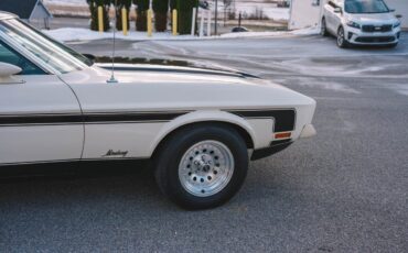 Ford-Mustang-1972-White-Black-50260-21