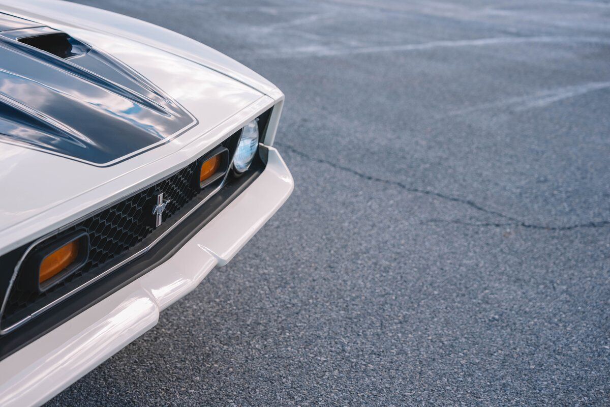 Ford-Mustang-1972-White-Black-50260-29