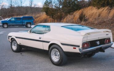 Ford-Mustang-1972-White-Black-50260-6