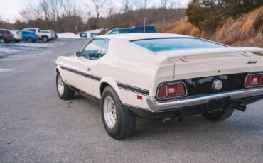 Ford-Mustang-1972-White-Black-50260-7