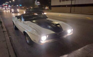 Ford-Mustang-1972-white-107826