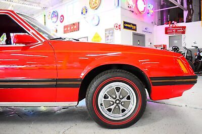 Ford-Mustang-1979-Red-Red-141740-10