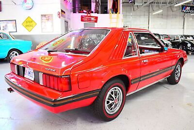 Ford-Mustang-1979-Red-Red-141740-11