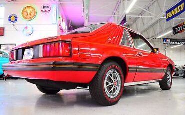 Ford-Mustang-1979-Red-Red-141740-13