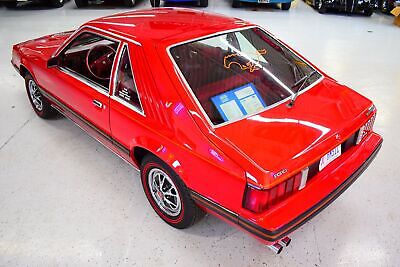 Ford-Mustang-1979-Red-Red-141740-18