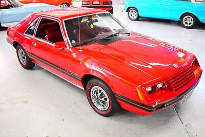 Ford-Mustang-1979-Red-Red-141740-2