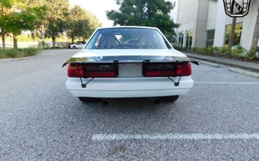 Ford-Mustang-1986-White-Black-0-4