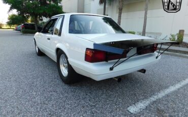 Ford-Mustang-1986-White-Black-0-7