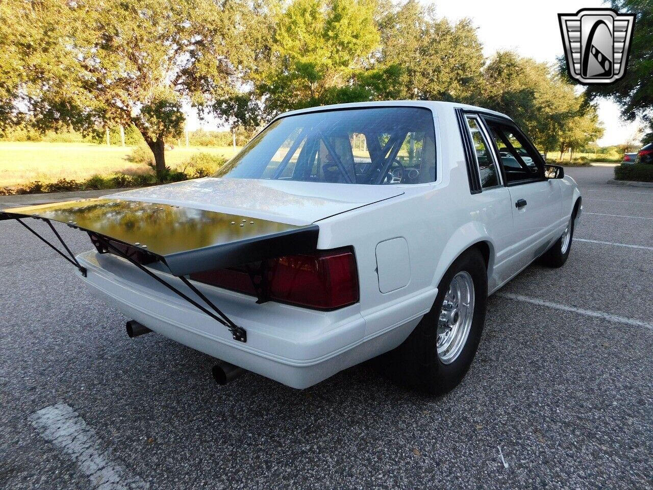 Ford-Mustang-1986-White-Black-0-8