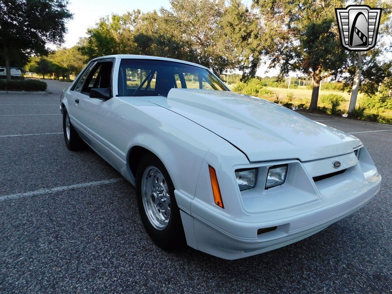 Ford-Mustang-1986-White-Black-0-9