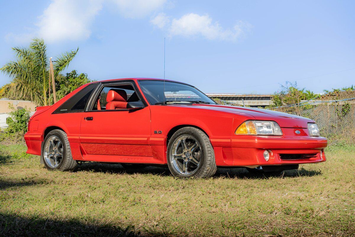 Ford-Mustang-1988-Red-Red-45964-2