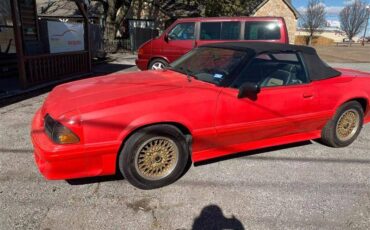 Ford-Mustang-1988-red-124972-2