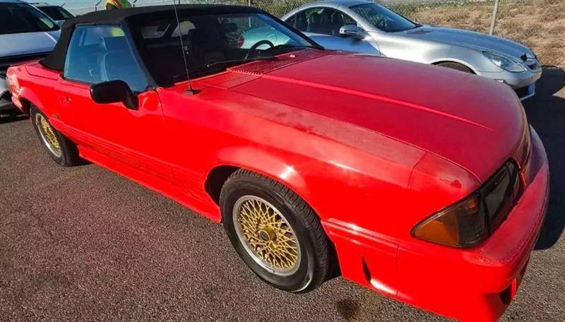 Ford-Mustang-1988-red-124972-5