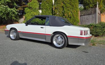 Ford-Mustang-1988-white-136794-3